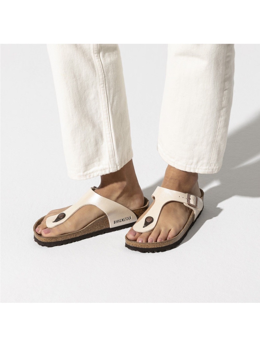 Birkenstock Gizeh Thong Sandals in Off-White Leather